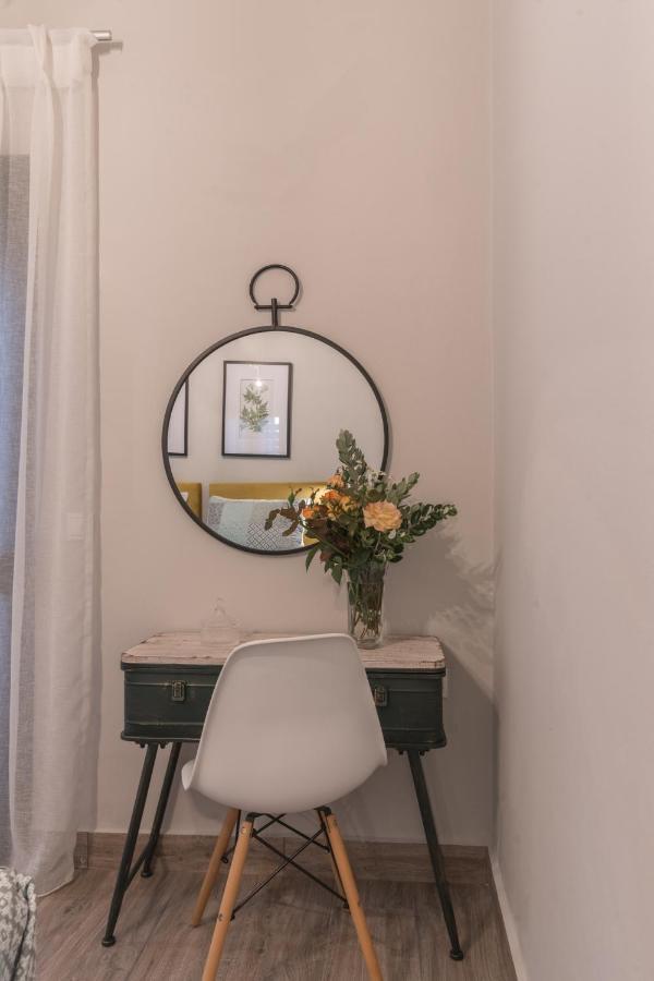 Casa Leone, Cosy Apartment Overlooking The Square Szpíli Kültér fotó